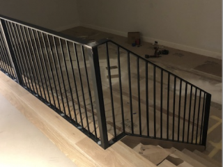 Interior-Staircase- Railing-ISR17 Railing-ISR17